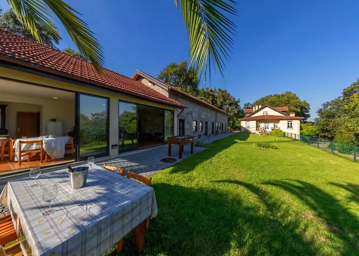 Casa De Valdemar 4* פלגראס